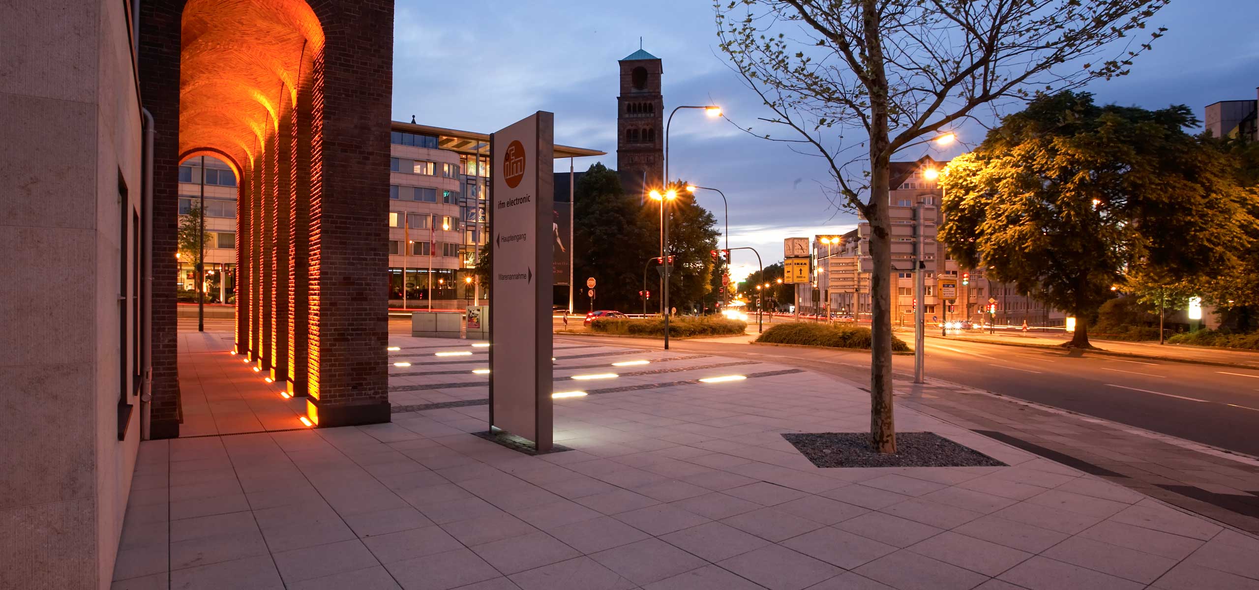 La Linia Umbriano Glueckaufhaus Essen 911 0486